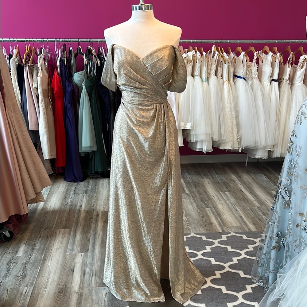 Elegant Gold Off-Shoulder Dress With Detachable Sleeves